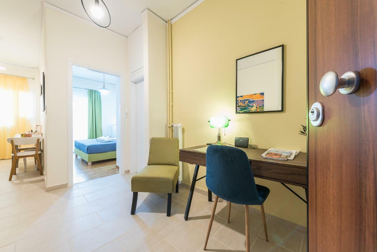 Stylish Kerameikos Apartment By Cloudkeys 雅典 外观 照片
